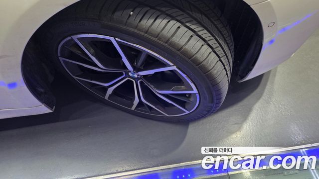 BMW 5-Series 530e M Sport
