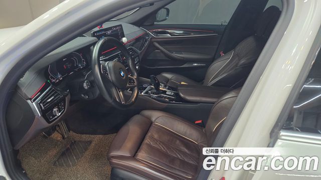 BMW 5-Series 530e M Sport