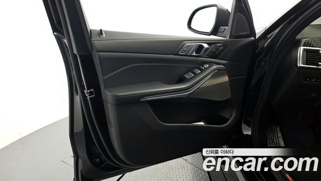 BMW X7 xDrive 40i Design Pure Excellence 7-Seater