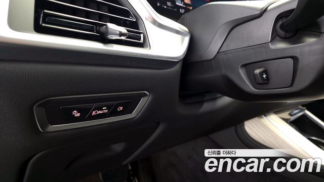 BMW X7 xDrive 40i Design Pure Excellence 7-Seater