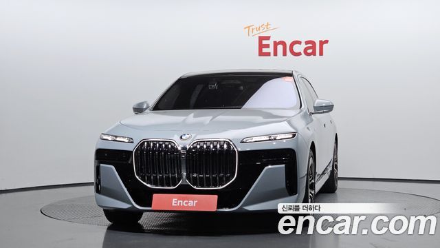 BMW 7-Series 740i xDrive M Sport