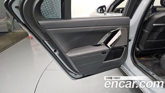 BMW 7-Series 740i xDrive M Sport