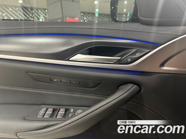 BMW 5-Series 520i M Sport