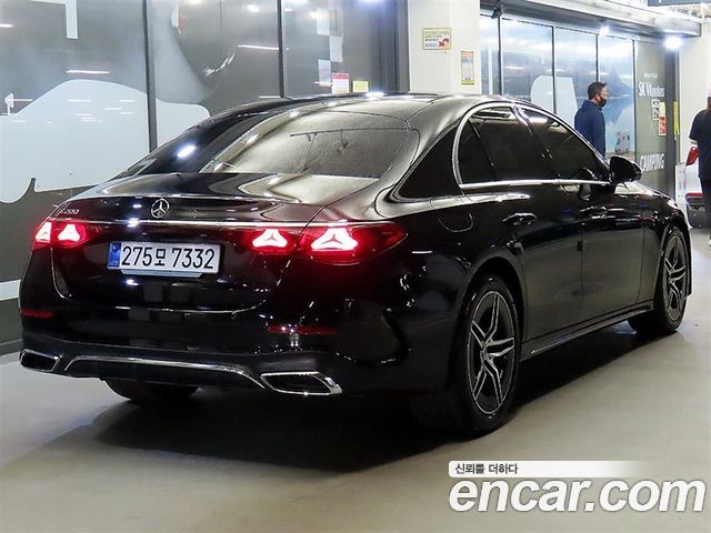 Mercedes-Benz E-Class E200 AMG Line
