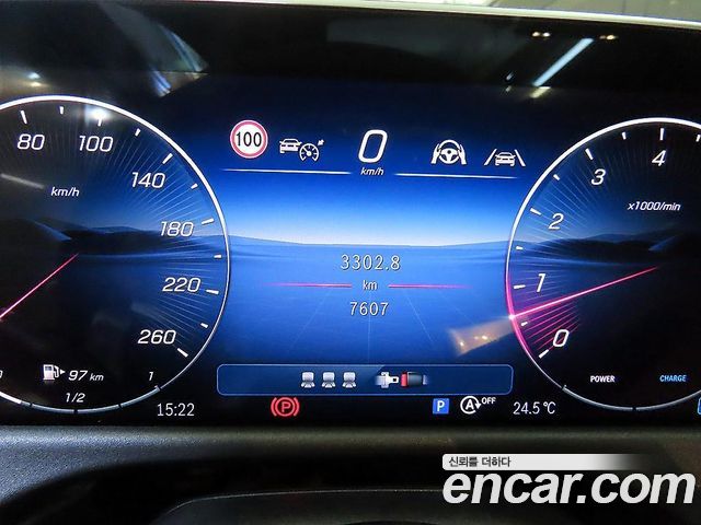 Mercedes-Benz E-Class E200 AMG Line
