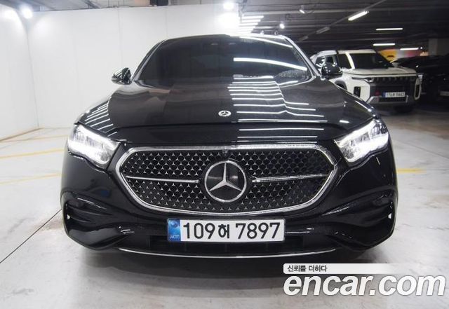 Mercedes-Benz E-Class E200 AMG Line