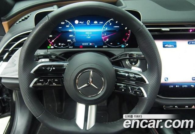 Mercedes-Benz E-Class E200 AMG Line