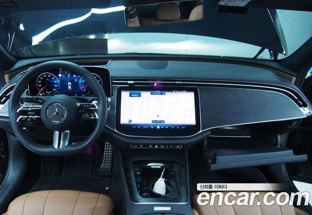 Mercedes-Benz E-Class E200 AMG Line