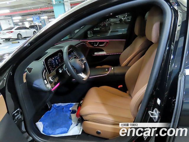 Mercedes-Benz E-Class E200 AMG Line