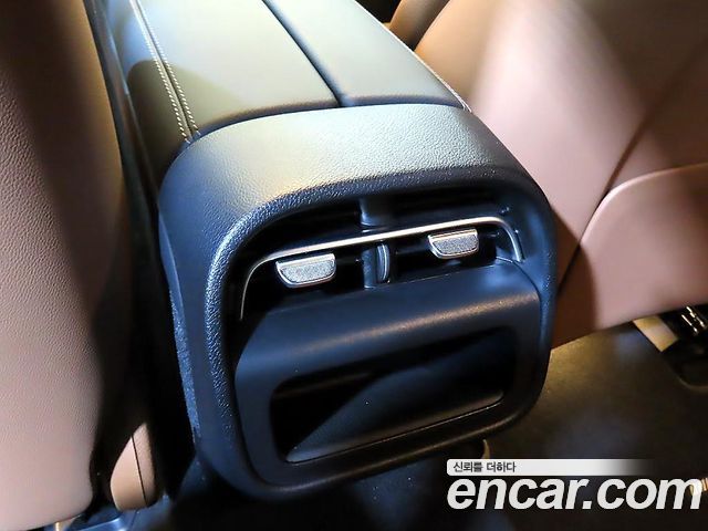 Mercedes-Benz E-Class E200 AMG Line