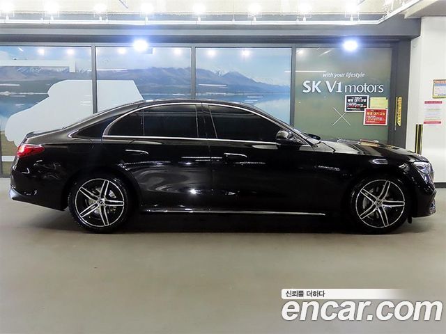 Mercedes-Benz E-Class E200 AMG Line