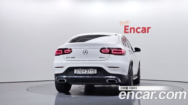 Mercedes-Benz GLC-Class GCL300 4MATIC Coupe