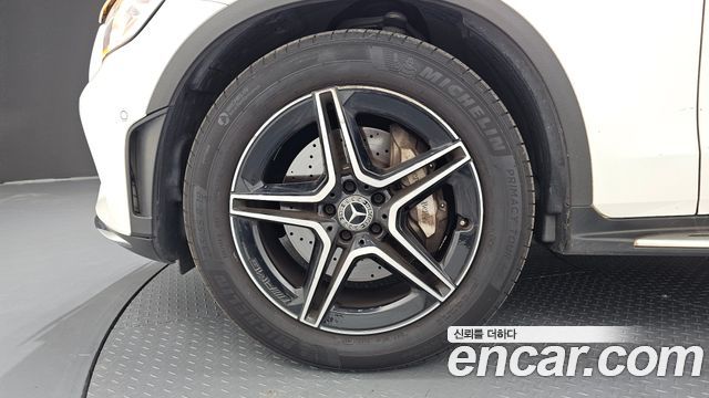 Mercedes-Benz GLC-Class GCL300 4MATIC Coupe