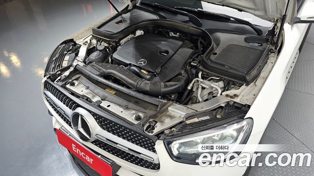 Mercedes-Benz GLC-Class GCL300 4MATIC Coupe