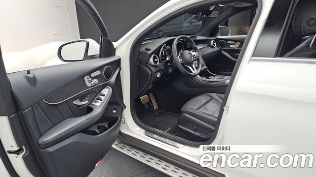 Mercedes-Benz GLC-Class GCL300 4MATIC Coupe