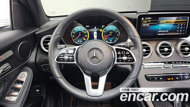 Mercedes-Benz GLC-Class GCL300 4MATIC Coupe