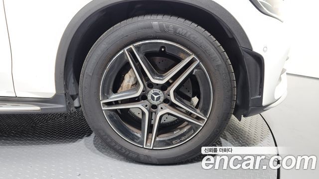 Mercedes-Benz GLC-Class GCL300 4MATIC Coupe