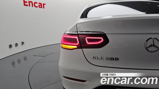 Mercedes-Benz GLC-Class GCL300 4MATIC Coupe