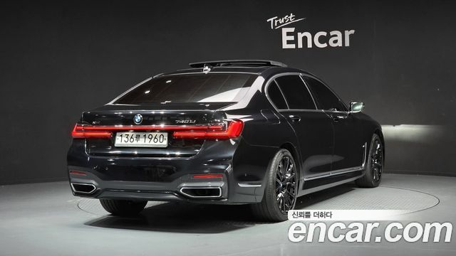 BMW 7-Series 740Li xDrive M Sport Package