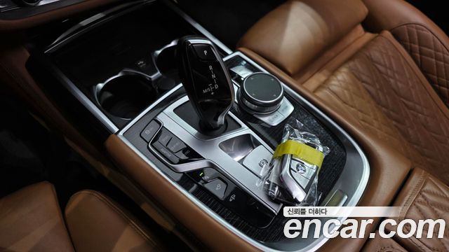 BMW 7-Series 740Li xDrive M Sport Package