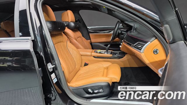 BMW 7-Series 740Li xDrive M Sport Package