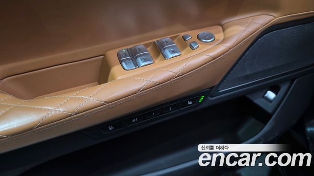 BMW 7-Series 740Li xDrive M Sport Package