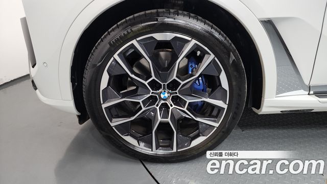 BMW X7 xDrive 40i M Sport 6STR