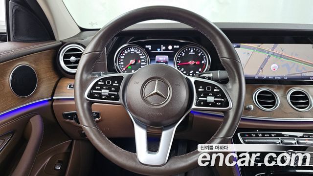 Mercedes-Benz E-Class E220d 4MATIC Exclusive