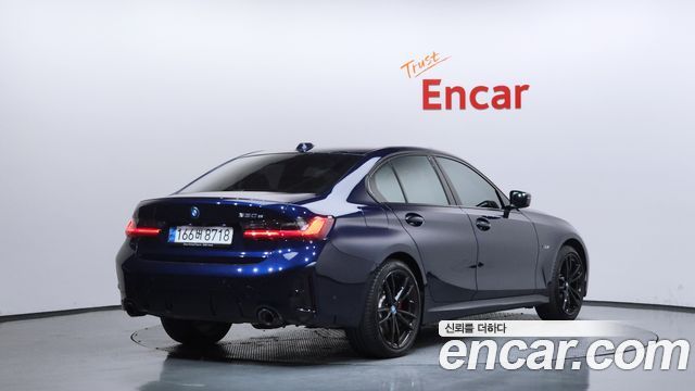 BMW 3-Series 330e M Sport Pro FIrst Edition
