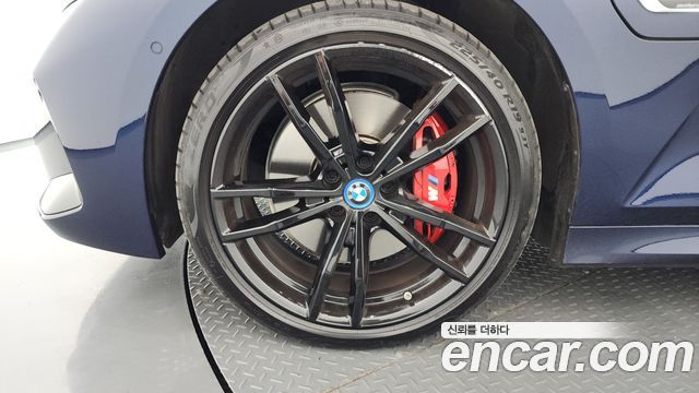 BMW 3-Series 330e M Sport Pro FIrst Edition
