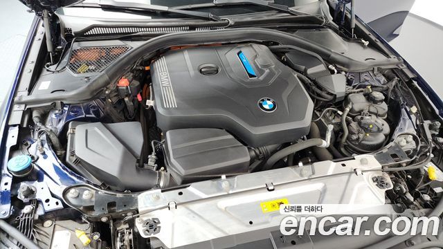 BMW 3-Series 330e M Sport Pro FIrst Edition