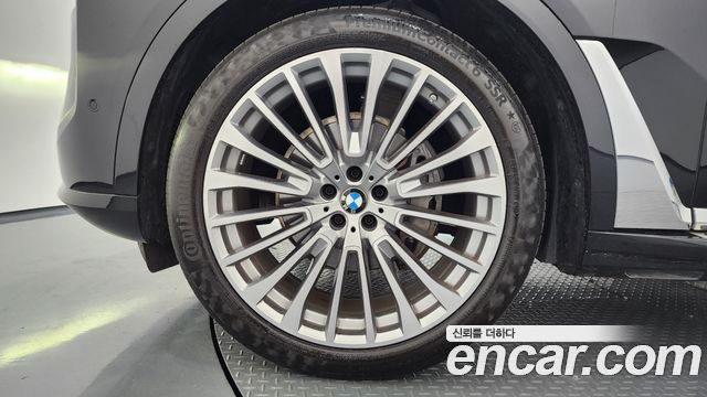 BMW X7 xDrive 40i Design Pure Excellence 7-Seater