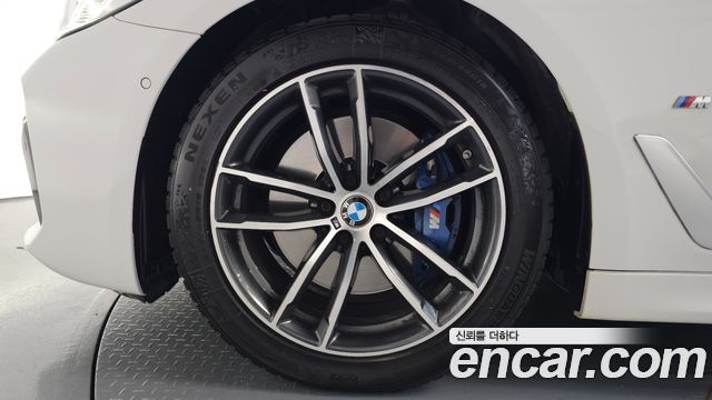 BMW 5-Series 520i M Sport