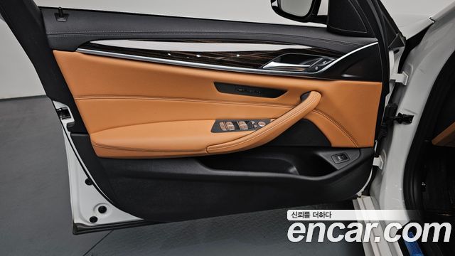 BMW 5-Series 520i M Sport