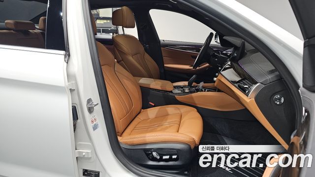 BMW 5-Series 520i M Sport