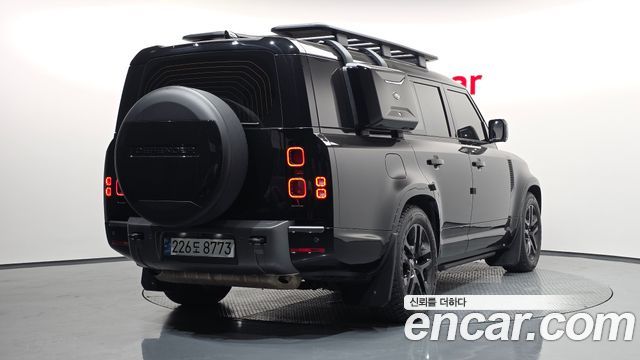Land Rover Defender 130 P400 Outbound