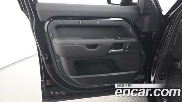 Land Rover Defender 130 P400 Outbound