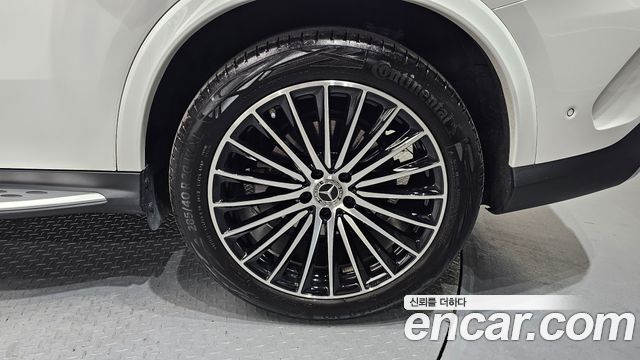 Mercedes-Benz GLC-Class GLC300 4MATIC Coupe