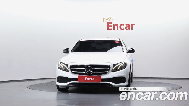 Mercedes-Benz E-Class E220d Avantgarde