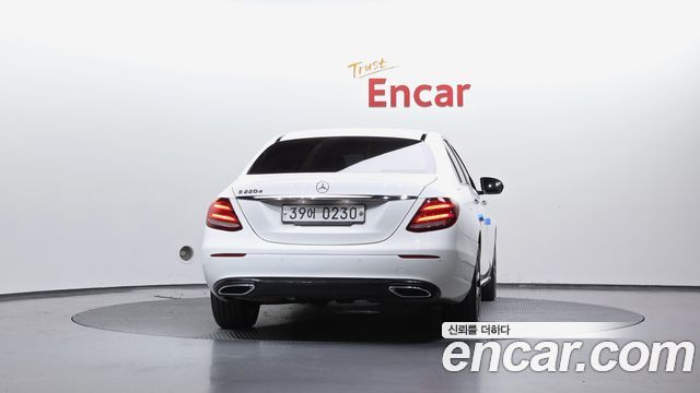 Mercedes-Benz E-Class E220d Avantgarde