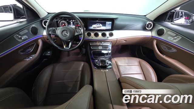 Mercedes-Benz E-Class E220d Avantgarde