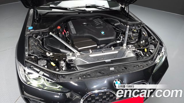 BMW 4-Series 420i M Sport Convertible