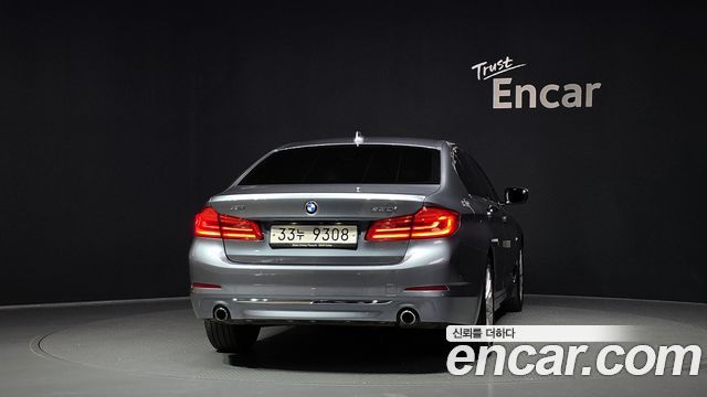 BMW 5-Series 530i Luxury Plus