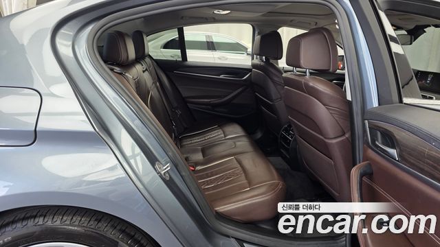 BMW 5-Series 530i Luxury Plus