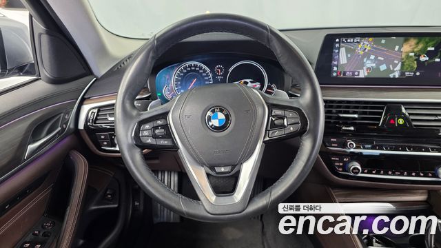 BMW 5-Series 530i Luxury Plus
