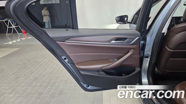 BMW 5-Series 530i Luxury Plus