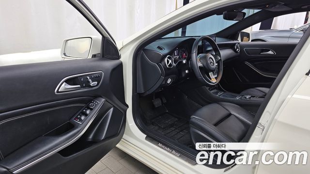 Mercedes-Benz A-Class A200