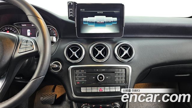 Mercedes-Benz A-Class A200