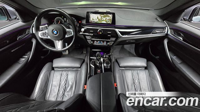 BMW 5-Series 530i M Sport Package Plus