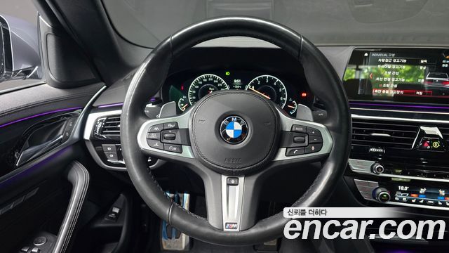 BMW 5-Series 530i M Sport Package Plus